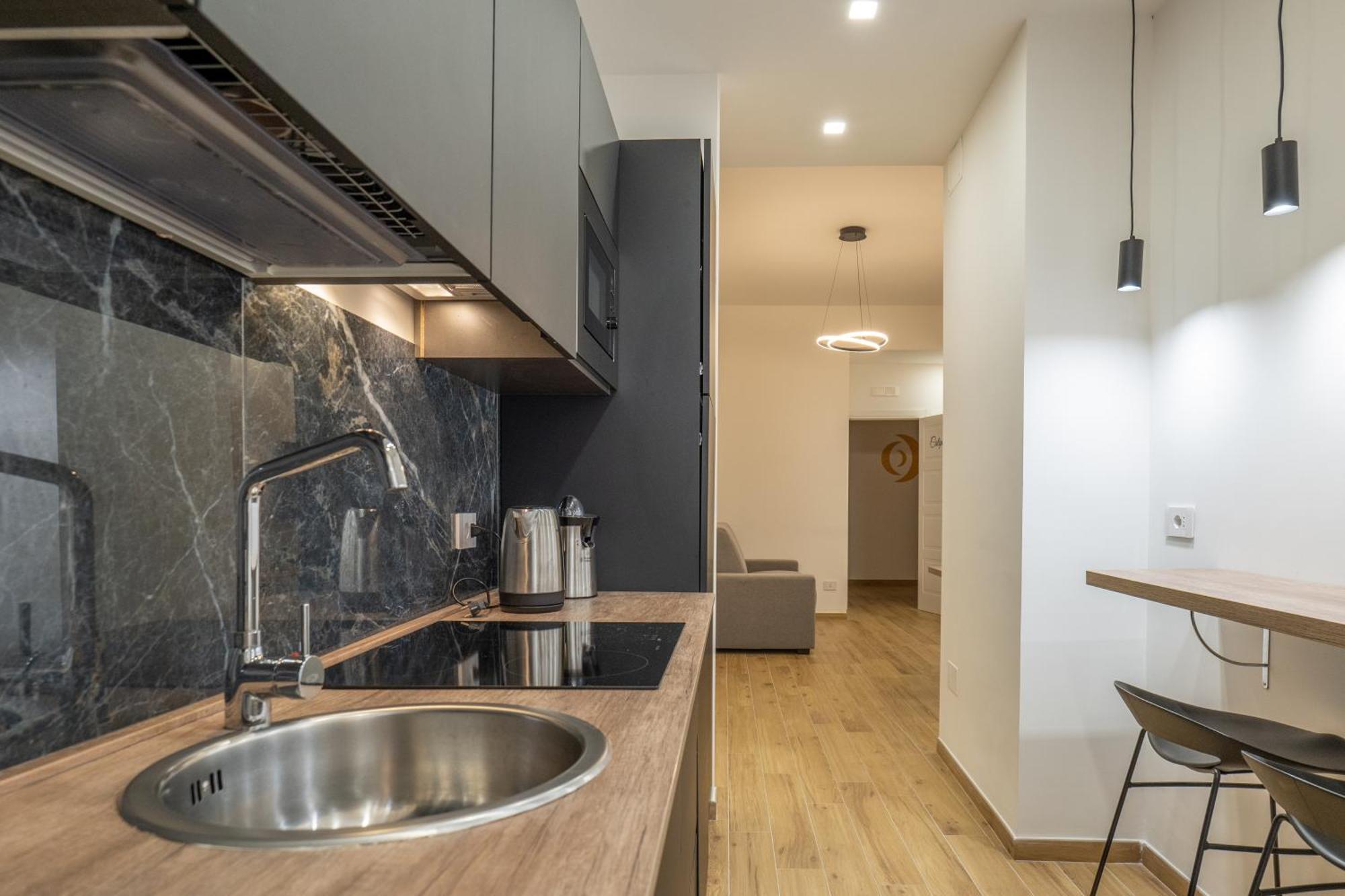 Апартаменты Three Moons Boutique House/Calypso Салерно Экстерьер фото